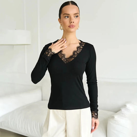 Luna V-Hals Lace Top – Slim Fit
